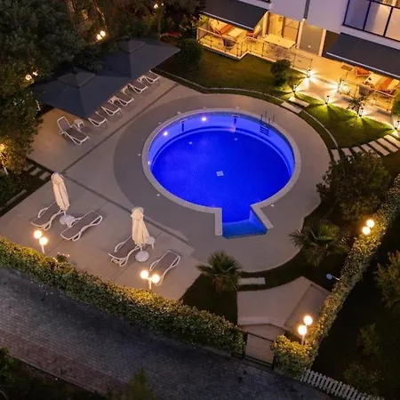 Blue Coast -perla